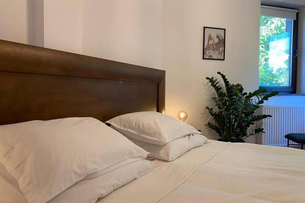 La Tuya Deluxe Villa Iasi Exterior foto